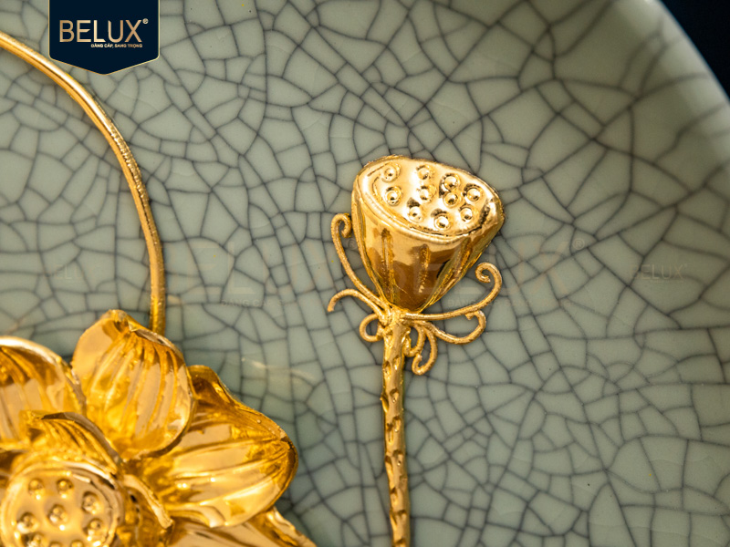 Đĩa Hoa Sen D20 xanh ngọc dát vàng 24k